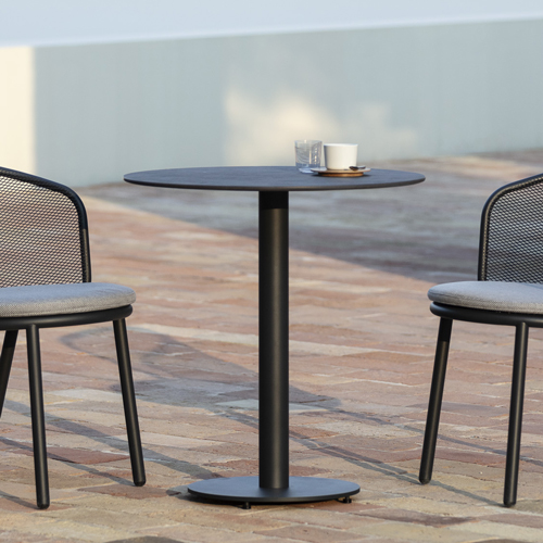  Outdoor Café + Bistro Tables